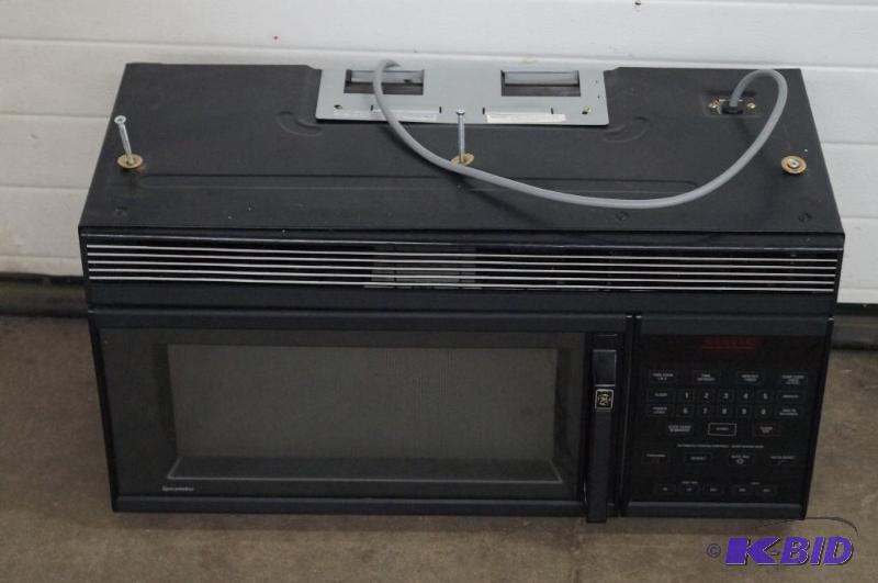 microwave oven