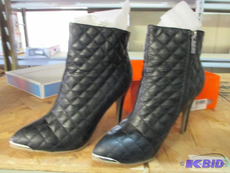 GC shoes, size 8.5...