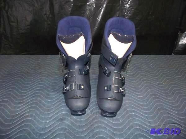 Ski Boots   Size 12M ...