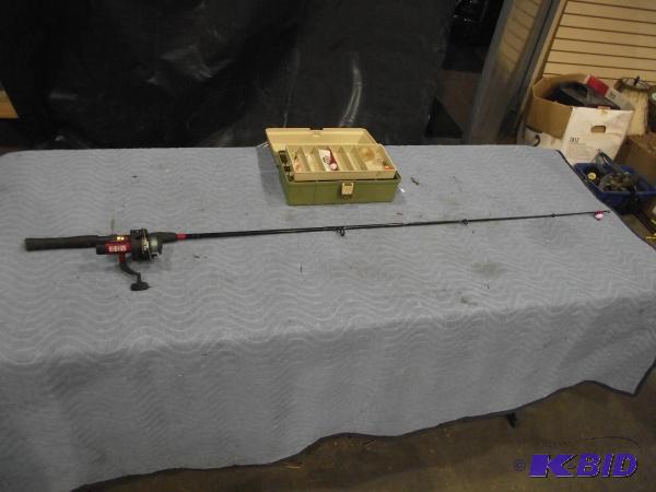 Fishing pole and tackle box with some tackle...
