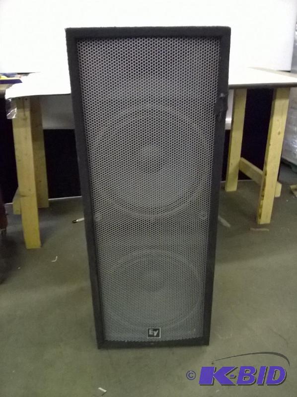 lot 2 image: Electro-Voice Force i 25 Dual 15 PA Speaker Cabinet