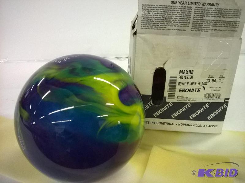lot 73 image: Ebonite Maxim Bowling Ball, 13lb
