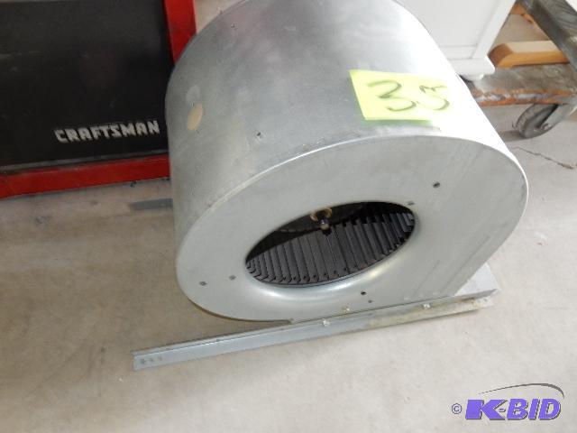 Squirrel Cage FAn with motor.. Cant find tag ...