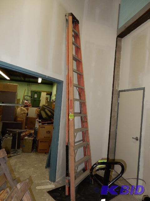 12 Foot Step ladder.. Made of NON Conductive ...