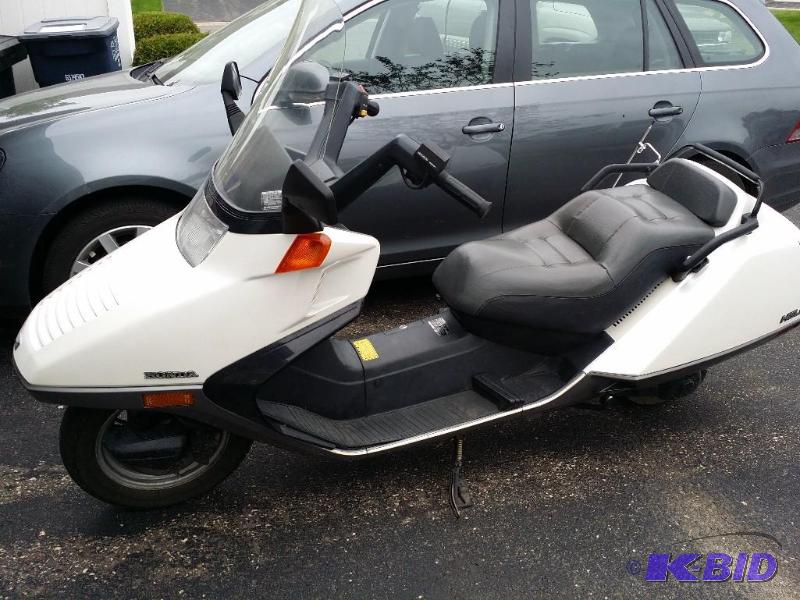 1986 Honda MS Cn250 Helix Scooter