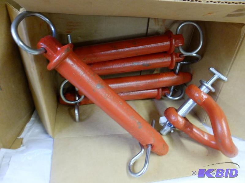 Wire Handle Hitch Pin