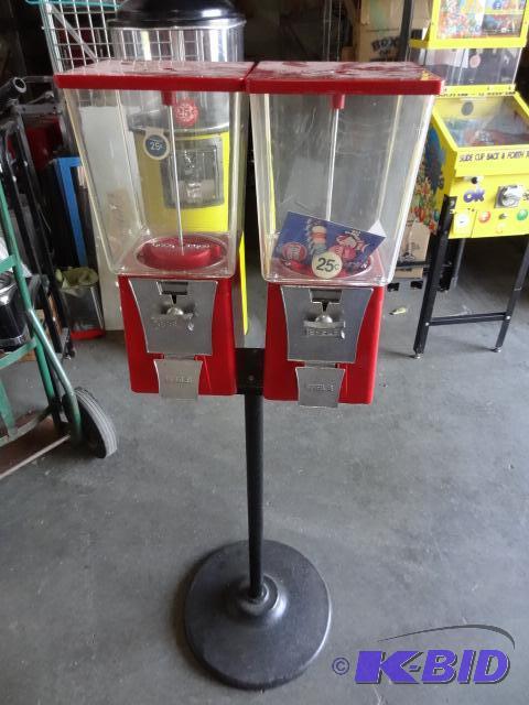 Eagle 2 head bulk machine. Needs plug lock...