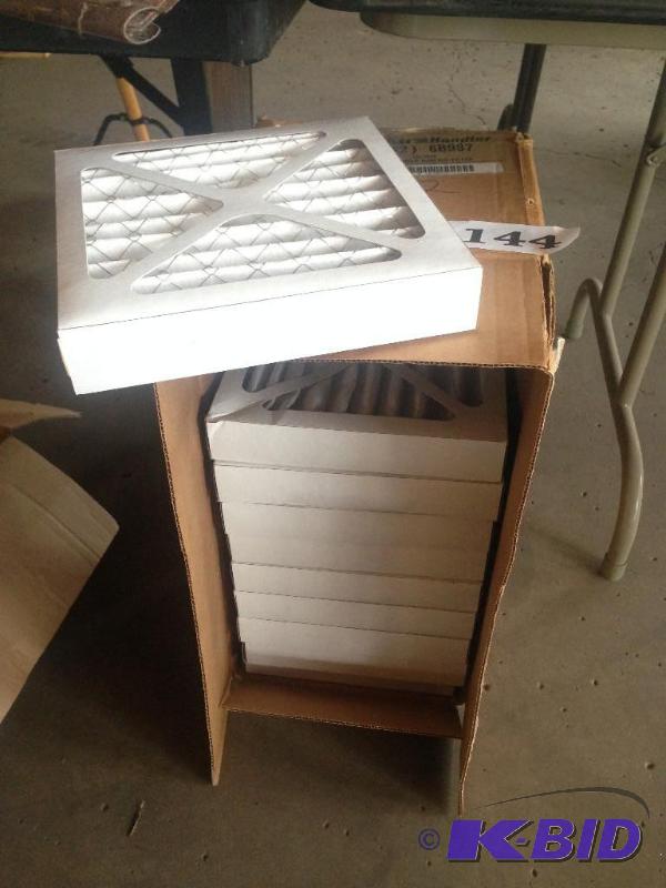 lot 144 image: Box of 10 air filters 10 x 10 x 2 size....