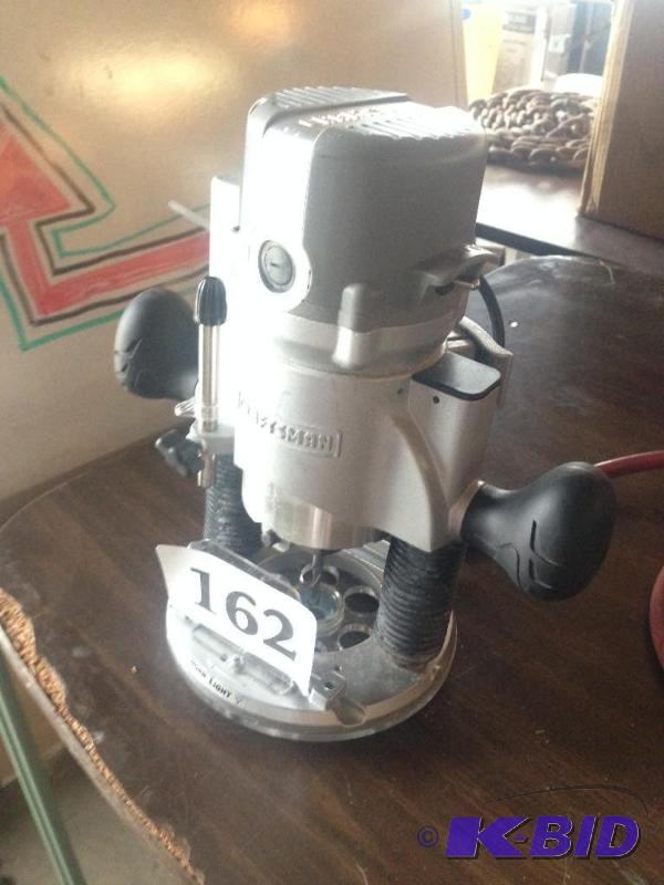 lot 162 image: Craftsman plunge router....