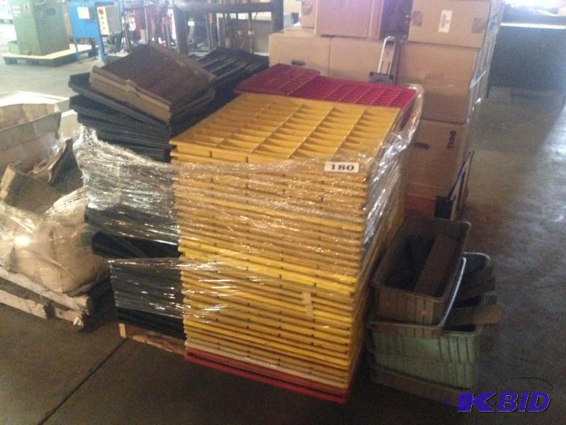 lot 180 image: Lot of misc plastic bins and parts trays....