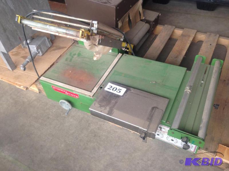 lot 205 image: Sergeant steady state L bar sealer....