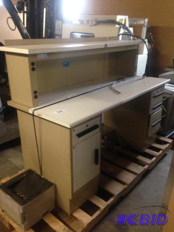 lot 24 image: Work bench with drawer units and top shelf wi...