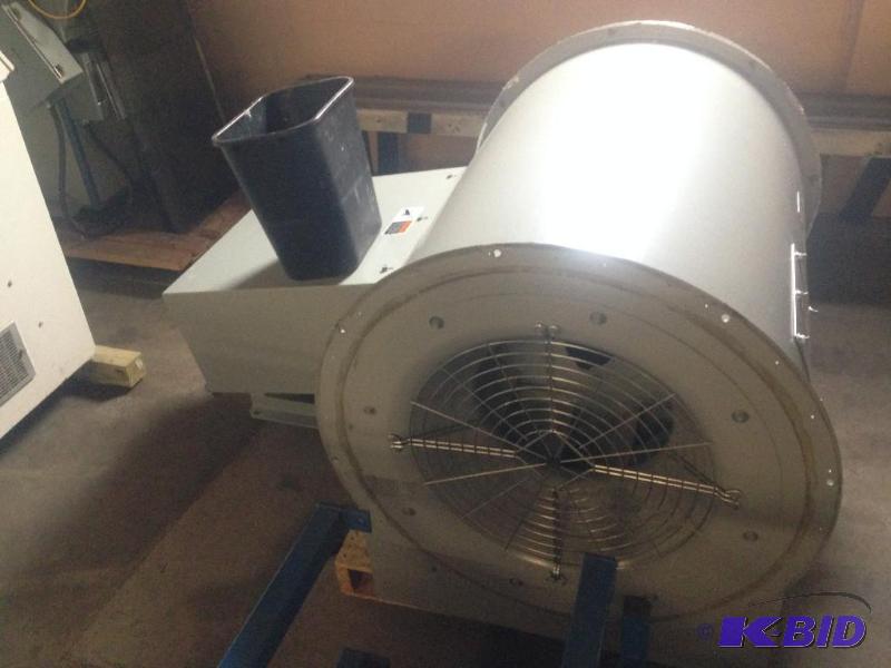 lot 26 image: Greenheck heavy duty blower  fan....