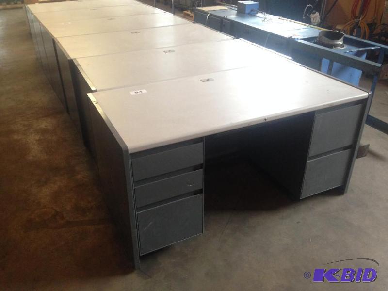 lot 85 image: Lot of 3 work desks with drawers....