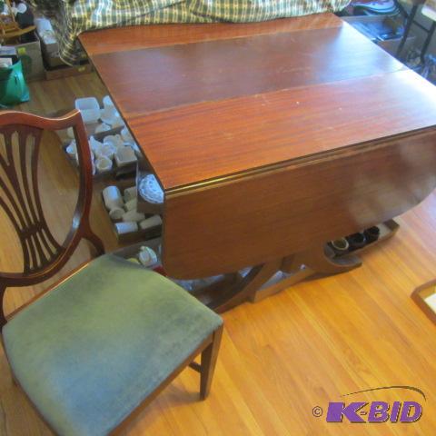 Duncan Phyfe Table