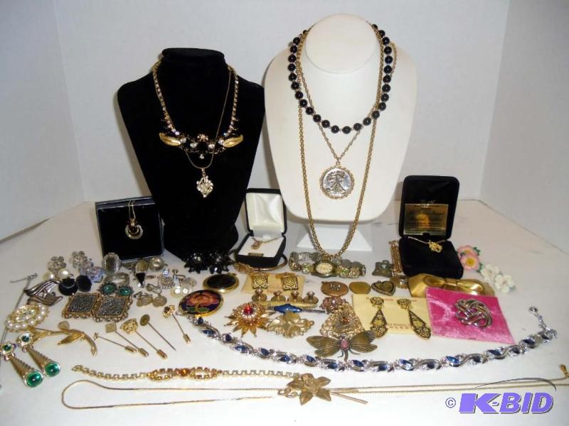lot 20019 image: Vintage Estate Jewelry - Necklaces, Earrings, Bracelets, Rings, Pins  Brooches