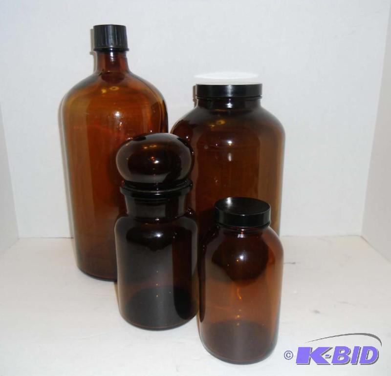 lot 20023 image: Large Brown Amber Rootbeer Glass Jars Bottle Apothecary