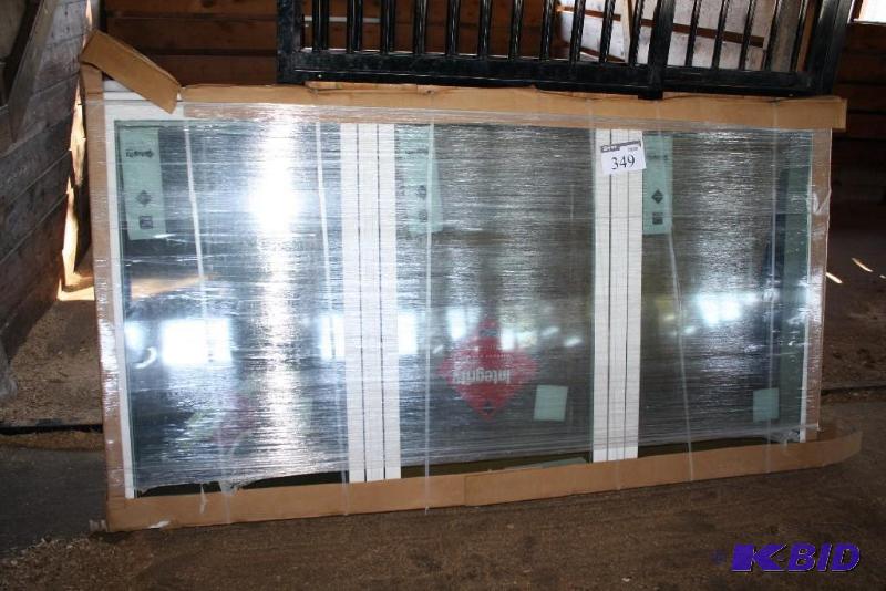 Integrity White Vinyl Exterior 3-Window Unit...