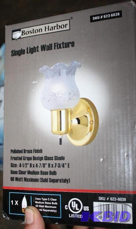 Boston Harbor Single Light Wall Fixture glas...