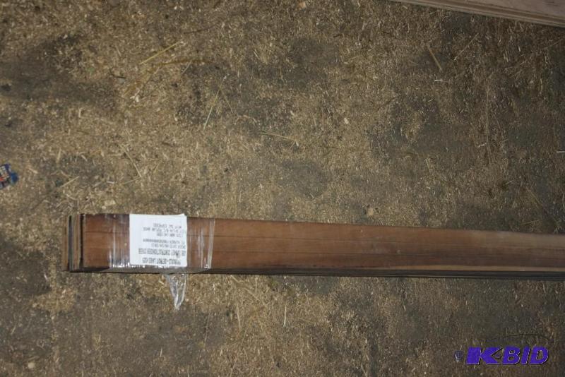 Bundle of poplar base floor trim 3 14&quot...