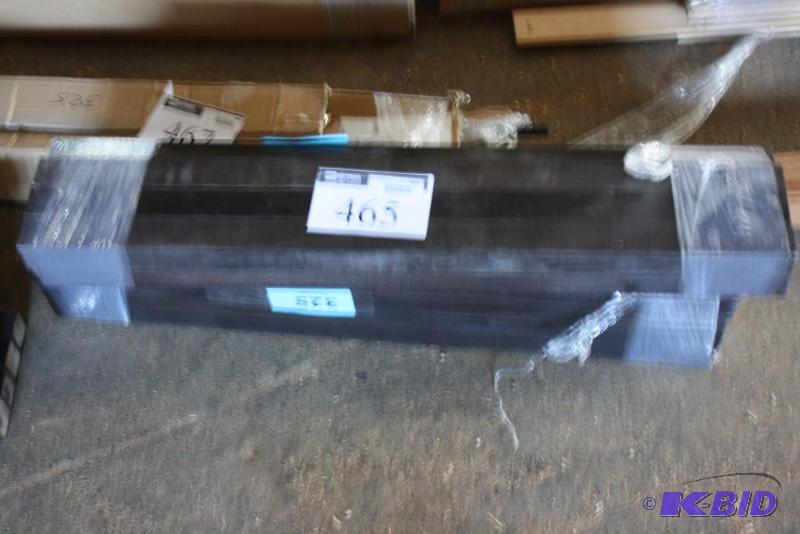 Bundle Lot of (2) Wooden balustersspindles ...