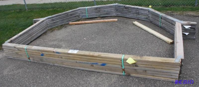Lot of (7) Wooden ShedBarn Frames 10x8&nb...