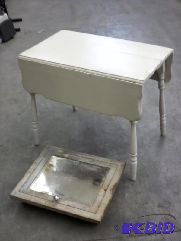 lot 121 image: (1) Vintage Wooden Table & (1) Vintage Me...