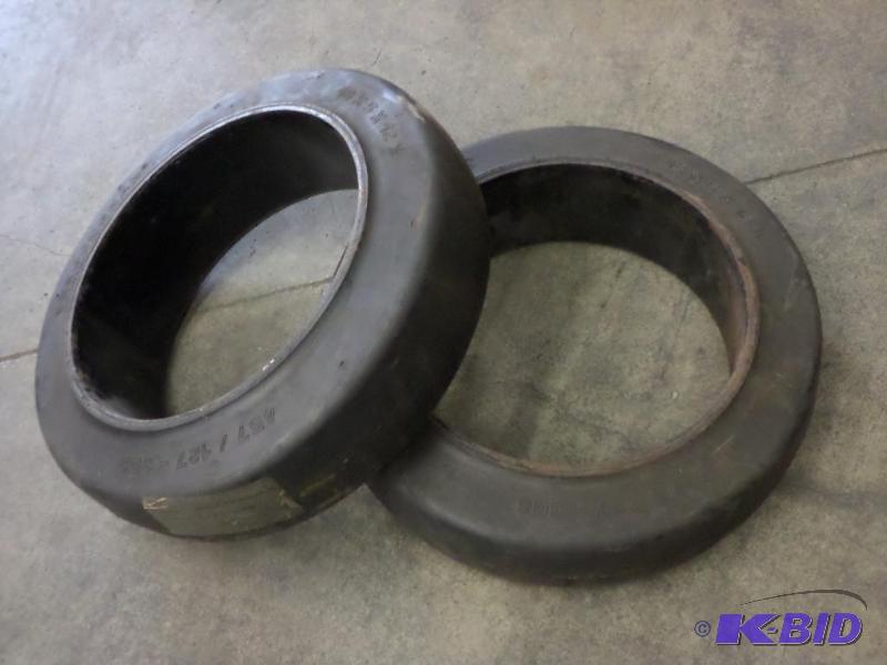 lot 16 image: (2) 18x5x12 Forklift Tires...