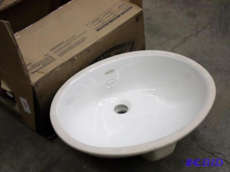 lot 29 image: American Standard 14&quotx17" Sink...