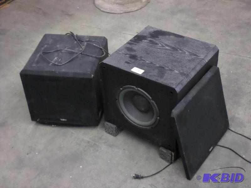 lot 40 image: (2) Velodyne 120Volt Stereo Speakers...