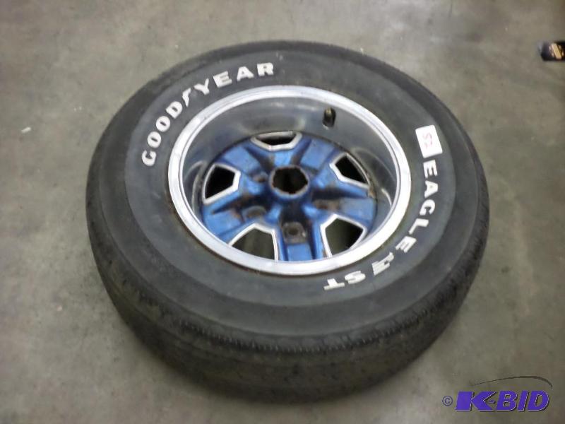 lot 52 image: (1) ChevyGMC Rally Wheel & Rim 4.5"...