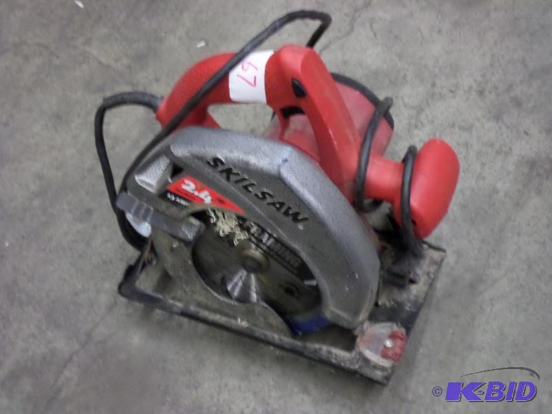 lot 67 image: Skil 7.25" Circular Saw...