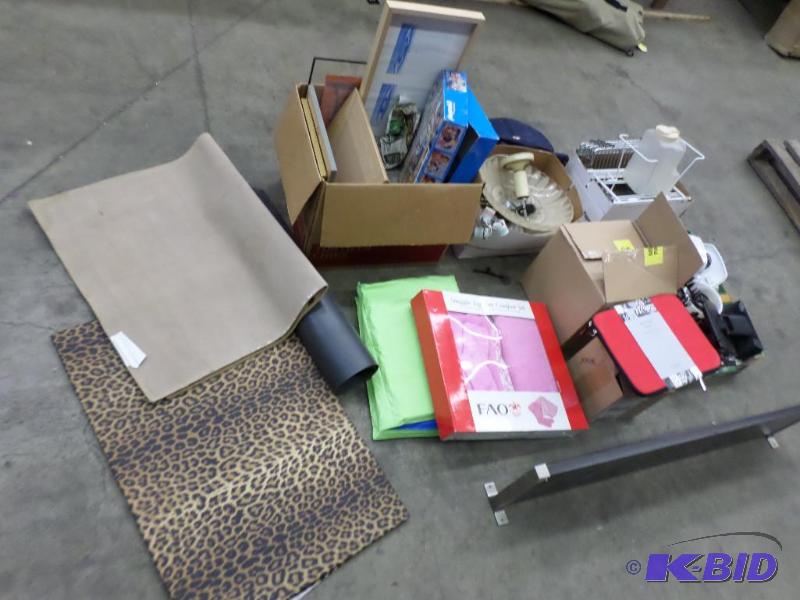 lot 92 image: Pallet Lot Misc Cookware, Dcor, Picture Fram...