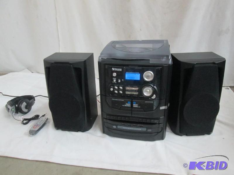 Encore Technology 3-CD Turntable w Headphones