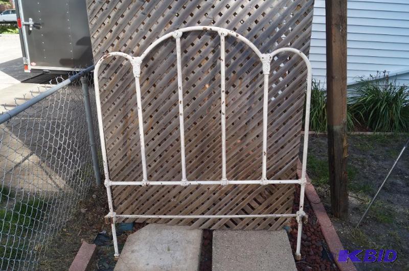 Wrought iron bed frame