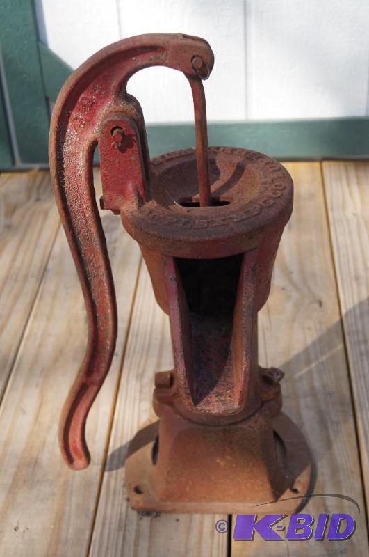 Vintage hand waterpump
