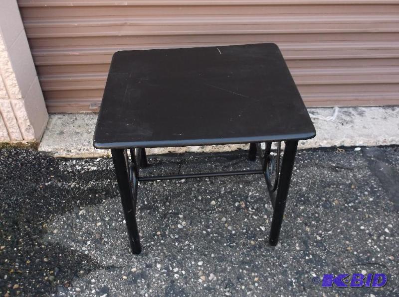 Cute end table measuring 21 34&quot L x 19 ...
