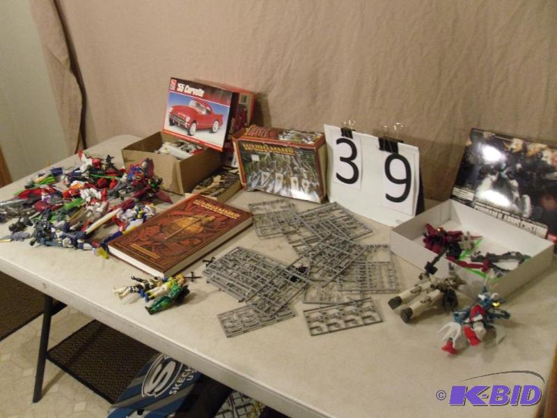 WarHammer Parts and Pieces, Warhammer Book, M...