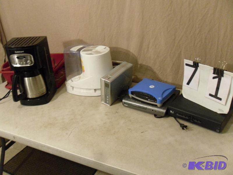 Lot of Assorted Electronics. Dvd Player, Mode...