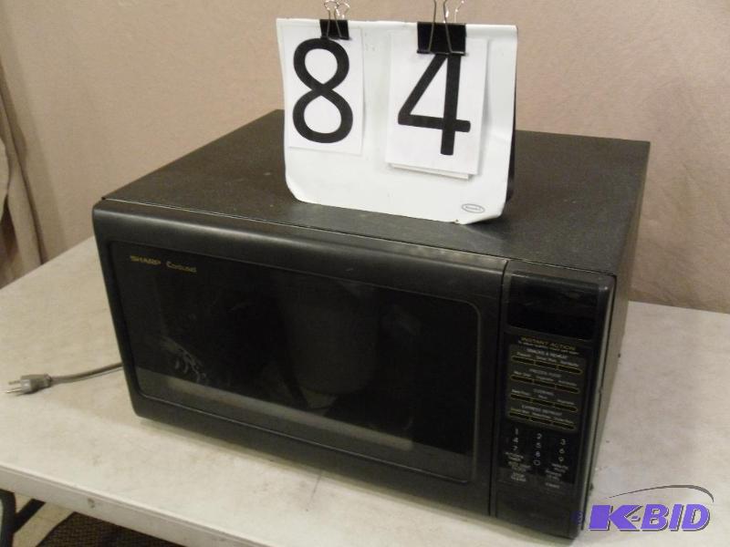 Sharp Carousel Microwave. Tested and works. N...