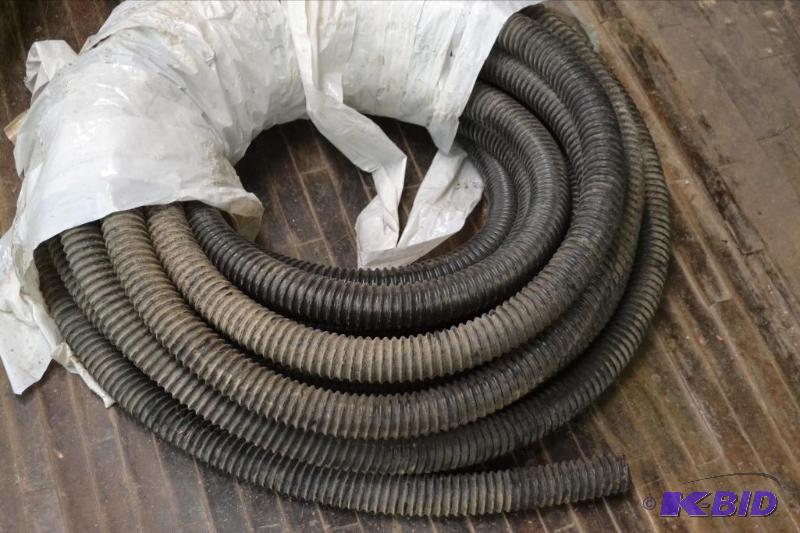 lot 10 image: 100 x 1 34 Rubber Sump Pump Hose