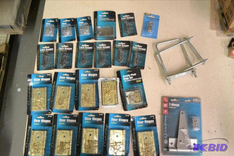 lot 116 image: Lot of Hardware