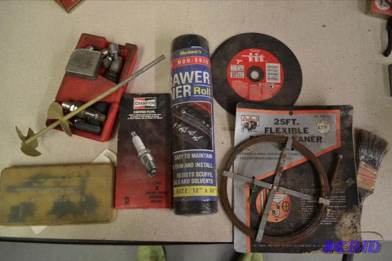 lot 117 image: Miscellaneous Lot