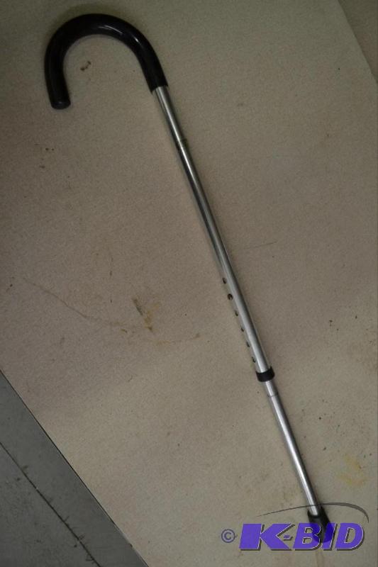 lot 164 image: A Metal Cane