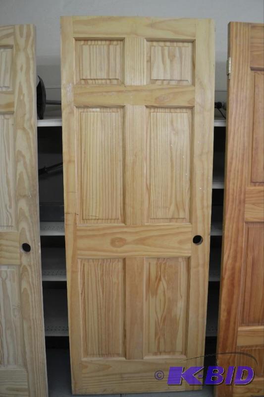 lot 17 image: 6 Panel Solid Wood Door
