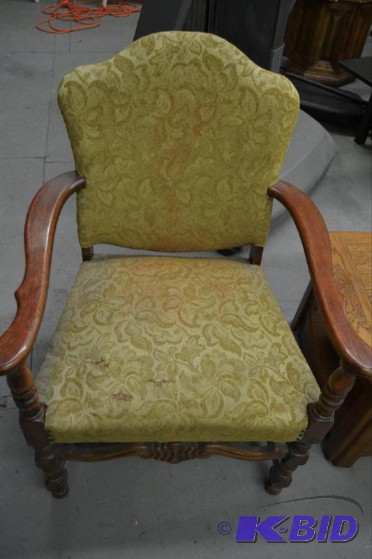lot 180 image: Vintage Chair