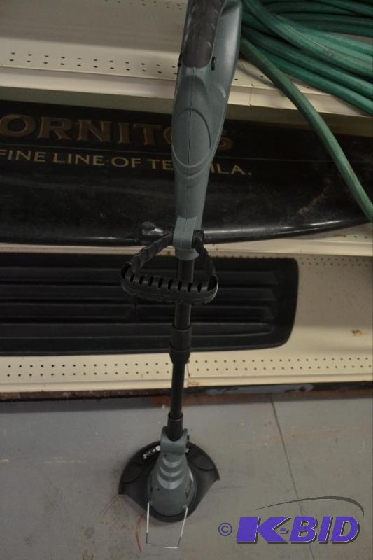 lot 199 image: MasterCraft Cordless Grass Trimmer