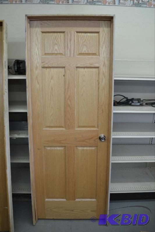 lot 21 image: 6 Panel Solid Wood Door