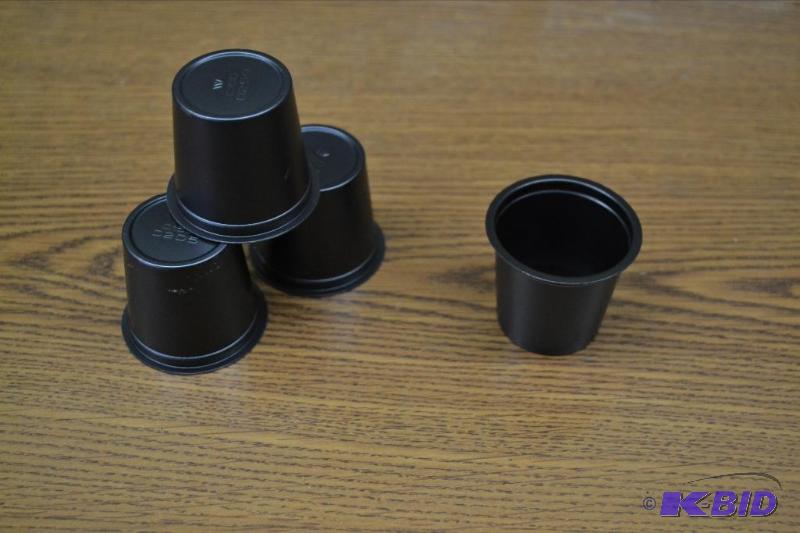 lot 216 image: 1 12 oz Serving Containers
