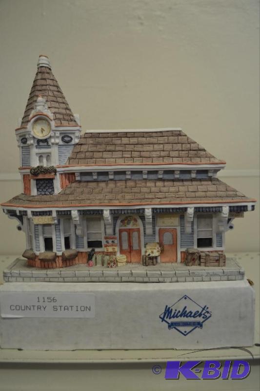 lot 42 image: Michaels Brian Bakers Deja Vu Collection - 1156 Country Station